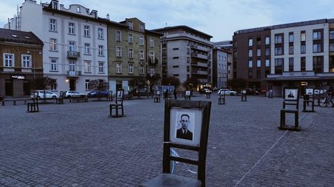 Zdjęcia krakowskich Żydów na placu dawnego getta. Jedni przeżyli piekło, inni w nim zginęli