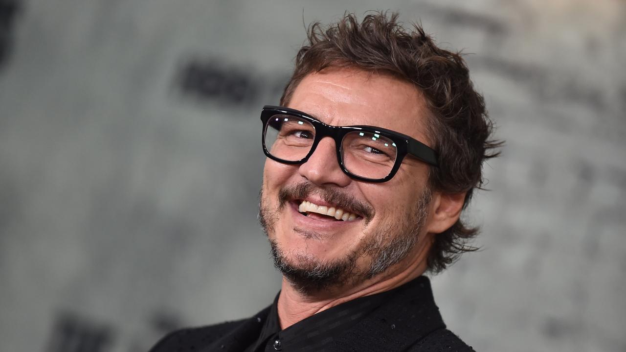 Pedro Pascal przypomina film, w którym "wyglądał strasznie". Nie miał wąsów 