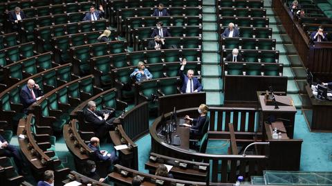"Kłusowanie trwa we wszystkich klubach parlamentarnych"