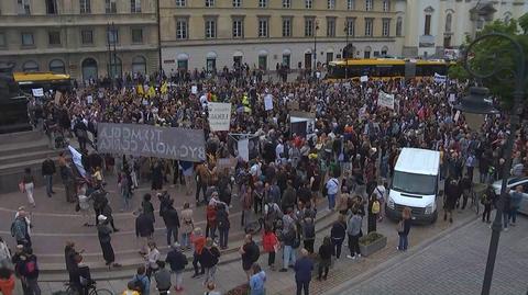 Protest "Ani jednej więcej" w Warszawie 