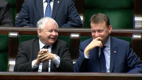 "Czy chcemy, by decyzja prezesa partii była prawem?" Rozbawiony Kaczyński komentuje