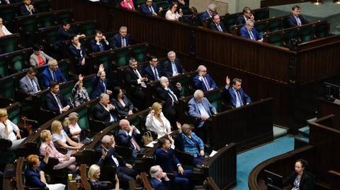 Sejm uchwalił ustawę o COVID-19. Zakłada rekompensatę w związku z organizacją wyborów korespondencyjnych