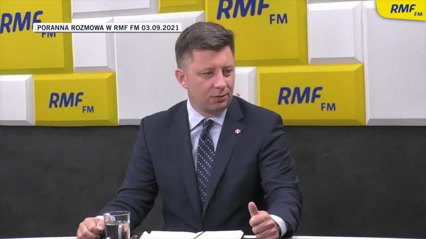 Dworczyk: nasze służby weryfikują osoby, które mają trafić do Polski