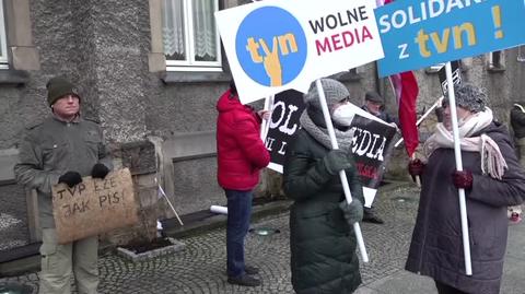 Wałbrzych. Protest w obronie TVN i innych wolnych mediów