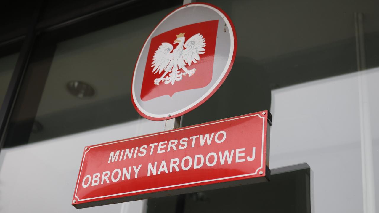 Zatrzymany pracownik MON usłyszał zarzuty. Jest wniosek o tymczasowy areszt