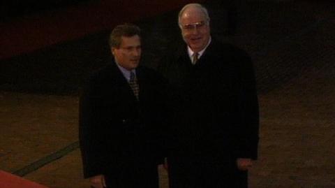 Helmut Kohl i Aleksander Kwaśniewski w Berlinie w 1997 roku