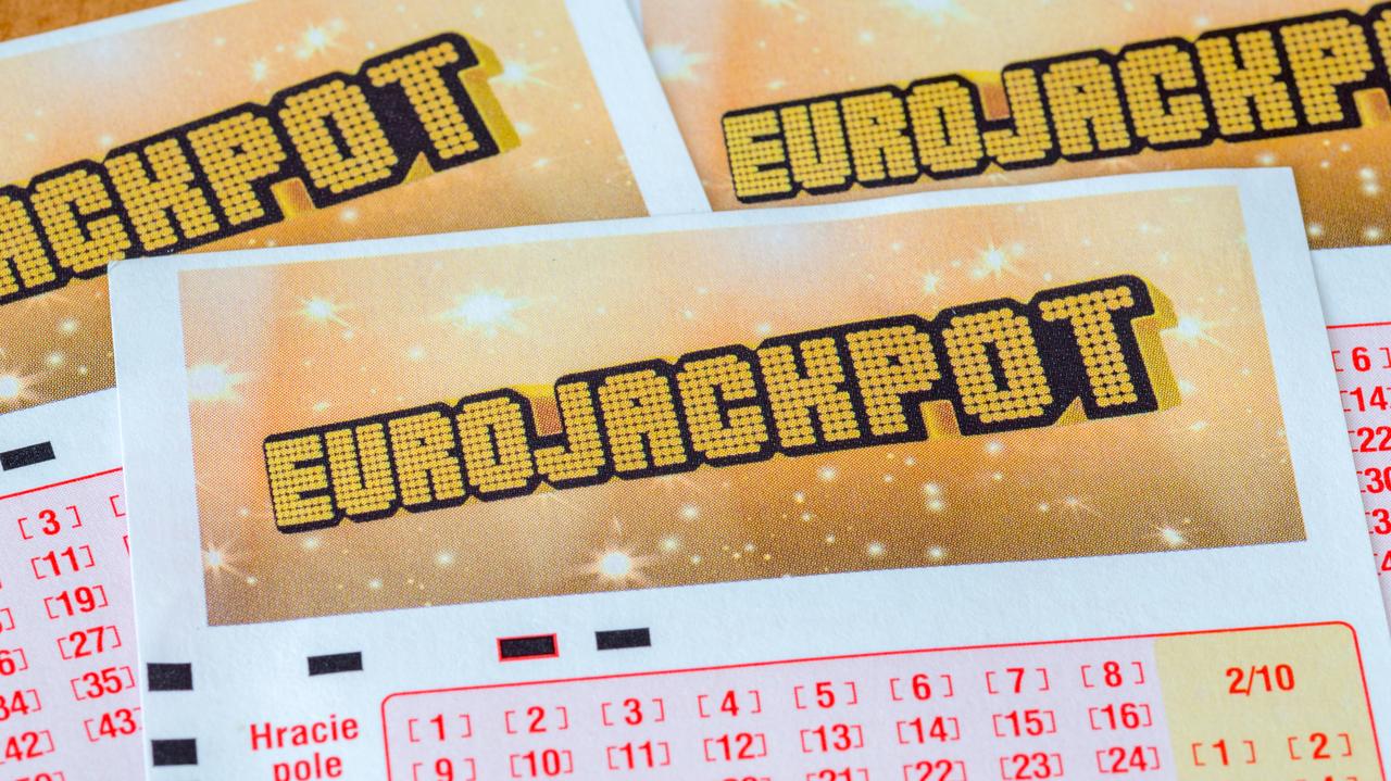 Eurojackpot results as of May 17, 2024. What are the numbers in the latest draw?