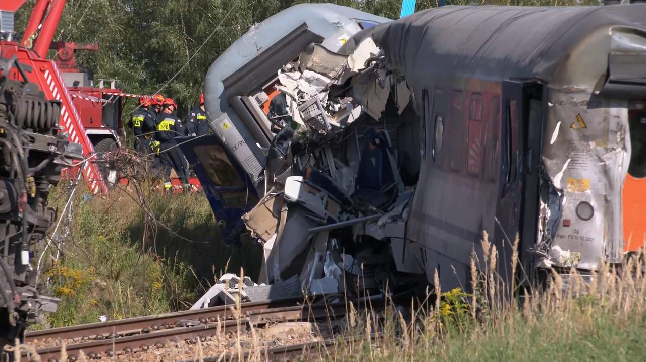 Wjechał betoniarką w pociąg. Wiemy, jak się tłumaczył