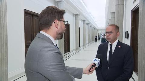 Szczerba: Die Polizei sucht an mehreren Adressen nach Obajtek