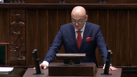 Michał Kamiński podczas debaty po expose szefa MSZ