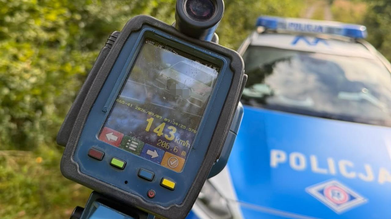 Jechała za szybko, 22-latka straciła prawo jazdy