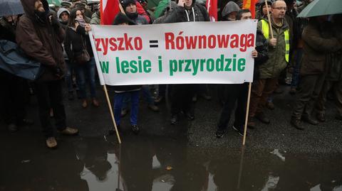 Pikieta leśników przed Sejmem