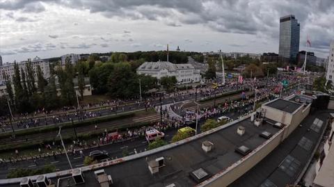 Marsz Miliona Serc. Widok na aleję Jana Pawła II