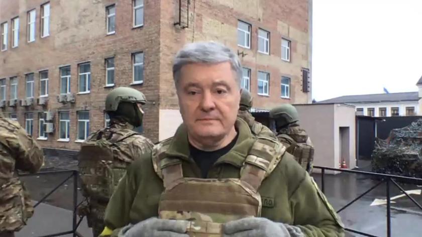 Poroszenko: wszyscy Ukraińcy przygotowani są, aby bronić swojej ziemi, by walczyć z Rosjanami