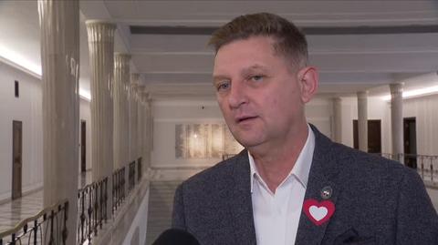 Rozenek: odejście generałów to wina cywilnej kontroli nad armią