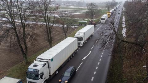 W korku przed przejściem w Dorohusku stoi ponad 2000 ciężarówek (19.12.2023) 