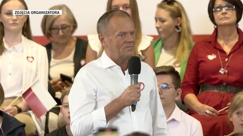 Donald Tusk zachęcał do udziału w Marszu Miliona Serc w Warszawie