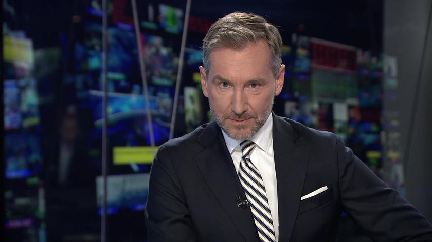 "Czekaliśmy 594 dni na przedłużenie prawa do nadawania. Stało się to 15 minut temu"