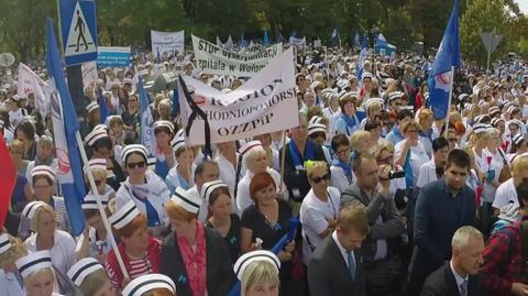 Pielęgniarki i położne domagają się podwyżek