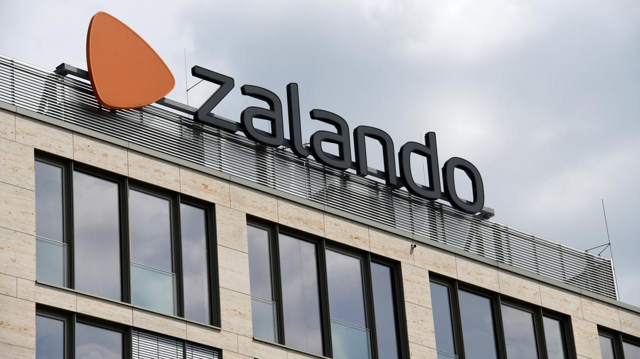 Milionowe kary dla Zalando i Temu. "Wybiórcze, manipulacyjne podawanie cen"