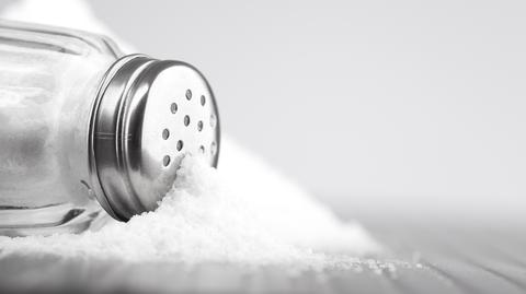 Dlaczego warto unikać soli