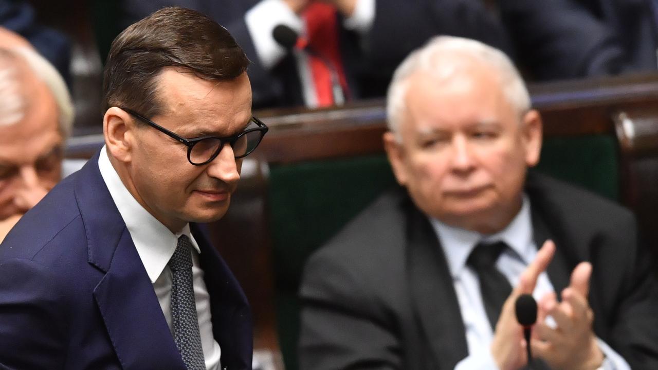 Kaczyński tells PiS MPs that Morawiecki was "emotional and out of control"