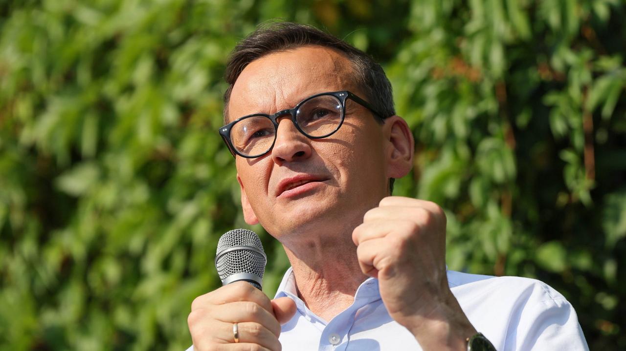 Politycy PiS zaczną współpracować ze służbami? Tomasz Siemoniak: spodziewam się zmowy milczenia
