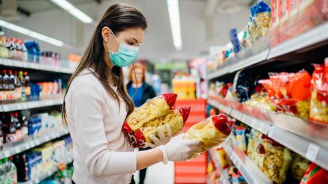 Szkodliwa chemia w owocach i warzywach. Alarmujące wyniki badań