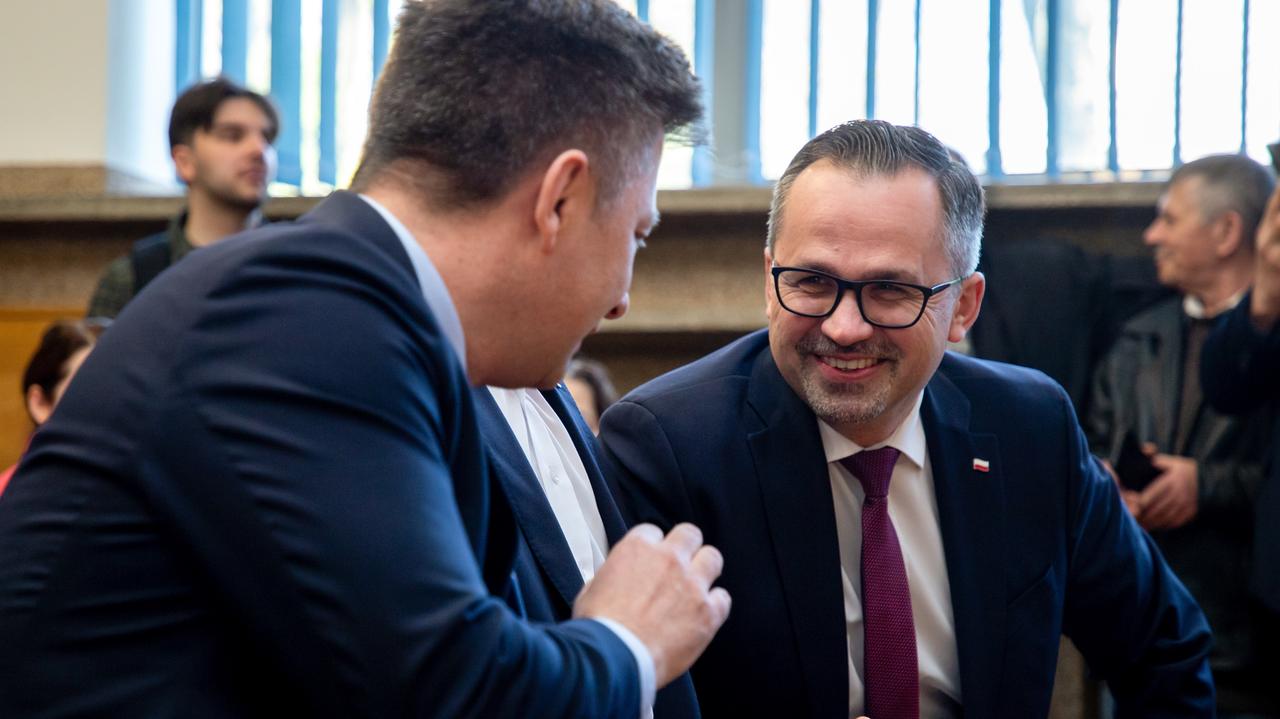 Politycy PiS zareagowali na wpis Rafała Bochenka. Później wpisy zniknęły