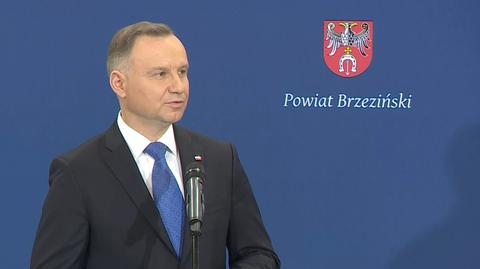 Andrzej Duda w Brzezinach. Protesty podczas wypowiedzi o CPK