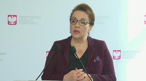 Minister Zalewska żąda przeprosin od Grzegorza Schetyny