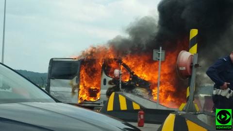 Pożar samochodu na bramkach A4