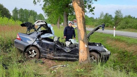 Ostrowce. Kierowca mercedesa zginął na miejscu po zderzeniu z drzewem