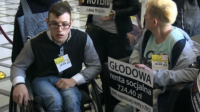 "Potrzeby osób niepełnosprawnych nadal są pomijane"