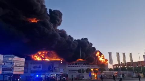 Pożar centrum handlowego na Białołęce
