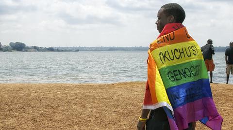 Parlament Ugandy, przyjmując przepisy anty-LGBTQ