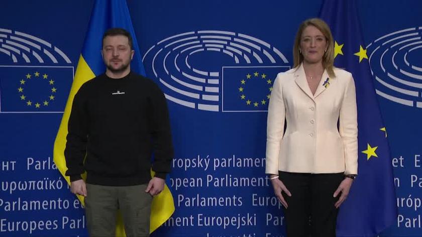 Wołodymyr Zełenski i Roberta Metsola odsłuchali hymnów Ukrainy i Unii Europejskiej
