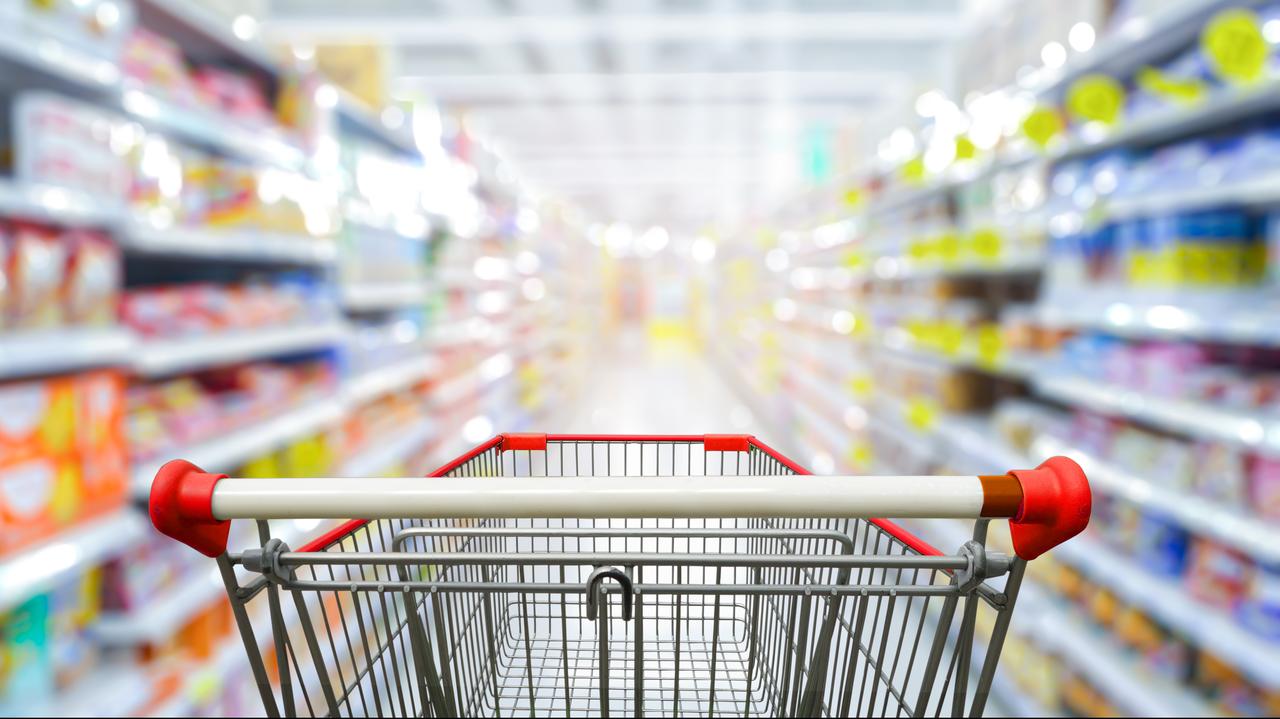 Inflation in Stores – December 2023. Food additives and household chemicals push up prices.  Changes to the platform – a report by UCE Research and WSB Merito University
