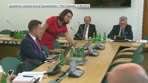 Poseł Piotrowicz zarzuca posłance Gasiuk-Pihowicz, że ucieka z sali obrad