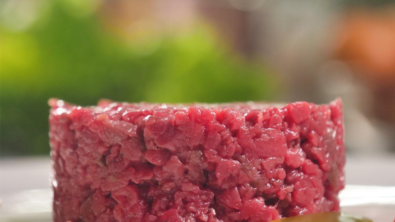 Groźna bakteria w mięsie. "Wiąże się z ryzykiem zatrucia"