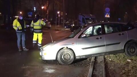 Wsiadł za kierownicę i uszkodził cztery auta