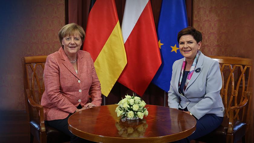 26.08.2016 | Merkel chce postawić UE na nogi. Rozmawiała o tym z premier Szydło