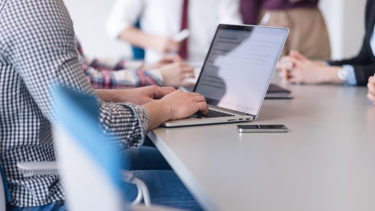 Wystarczy kilka kliknięć. Będzie można założyć firmę siedząc na kanapie