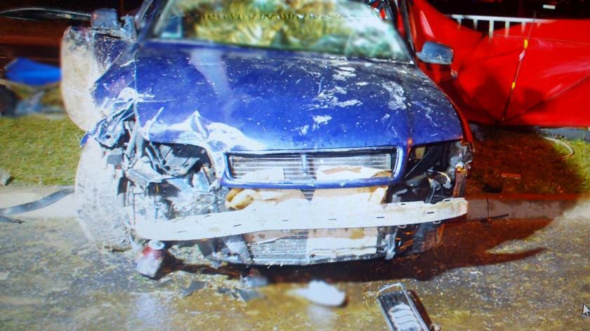 Wypadek w Lublinie. Policja: 18-letni kierowca z nieustalonych przyczyn stracił panowanie nad pojazdem (06.01.2023)