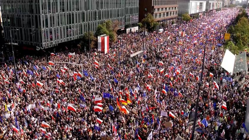 Ratusz oszacował liczbę uczestników Marszu Miliona Serc