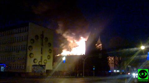 Płonie kościół w Braniewie