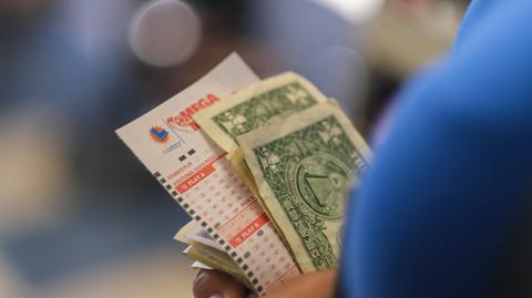 11 szóstek w Lotto. Prof. Andrzej Sokołowski komentuje