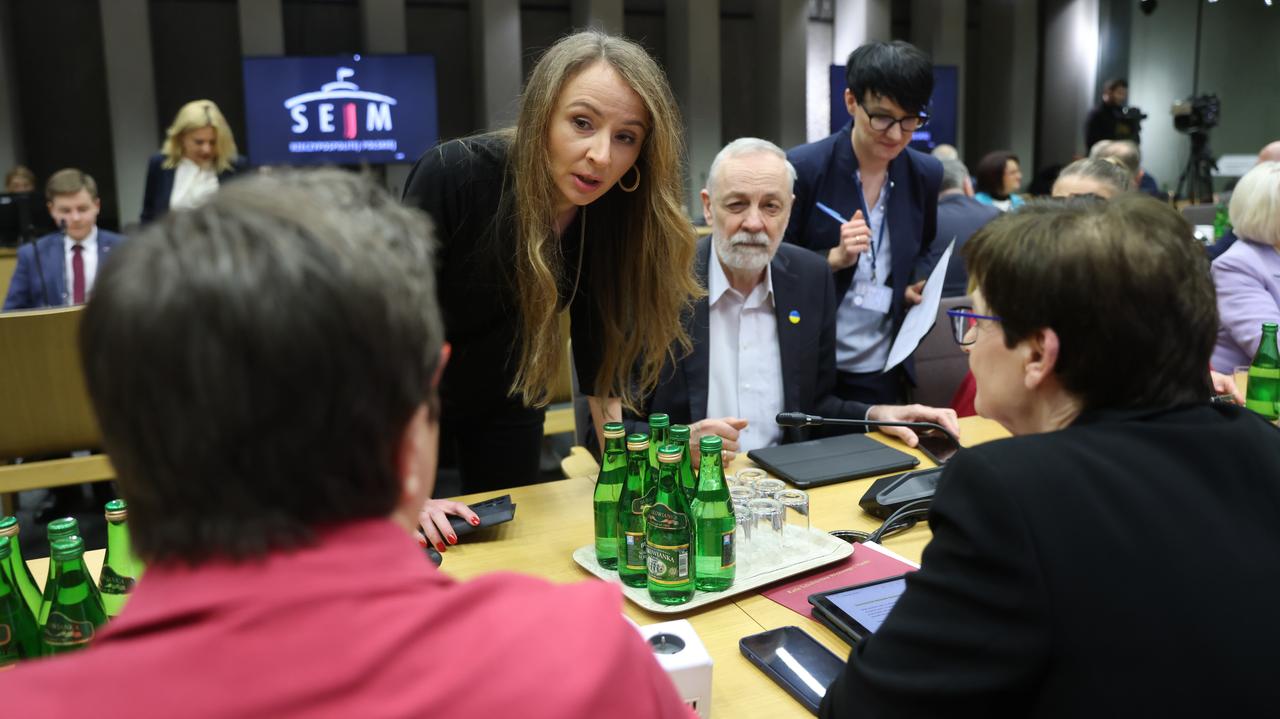 Opozycja Chce Wotum Nieufności Dla Przemysława Czarnka Ministra Edukacji Nie Było Na 3344