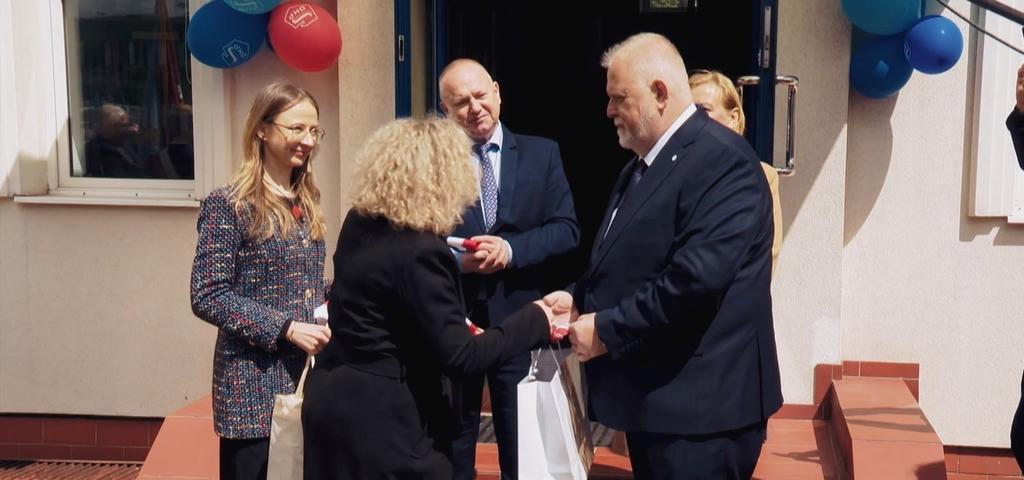 To miało się skończyć, a co robi Lewica? "Nawet pani sprzątaczka została zwolniona"