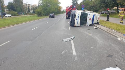 Zderzenie karetki z samochodem osobowym w Łodzi